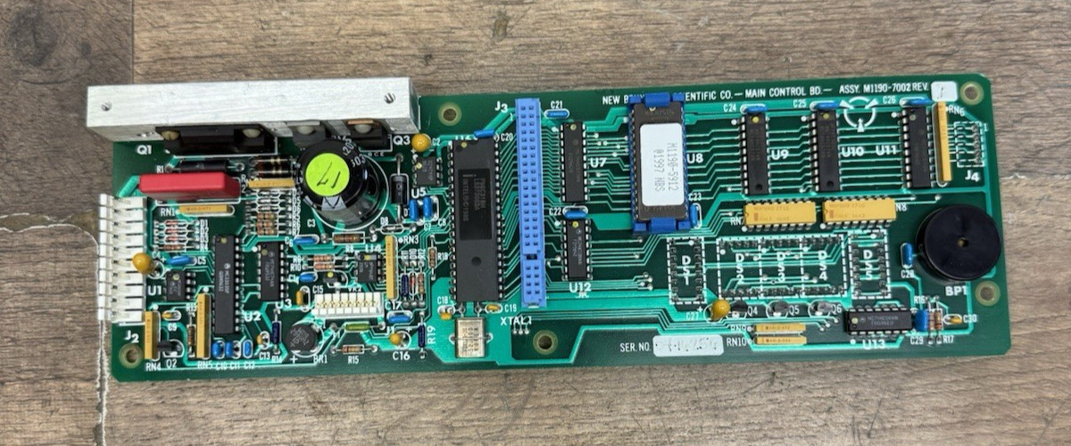 New Brunswick Scientific Innova 2100 Main Control Board M1190-7002
