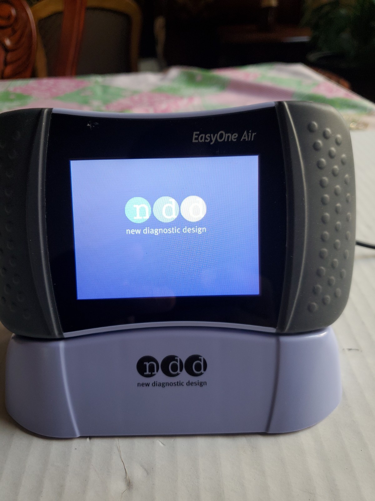 NDD Easyone Air Spirometer 2500 with charger