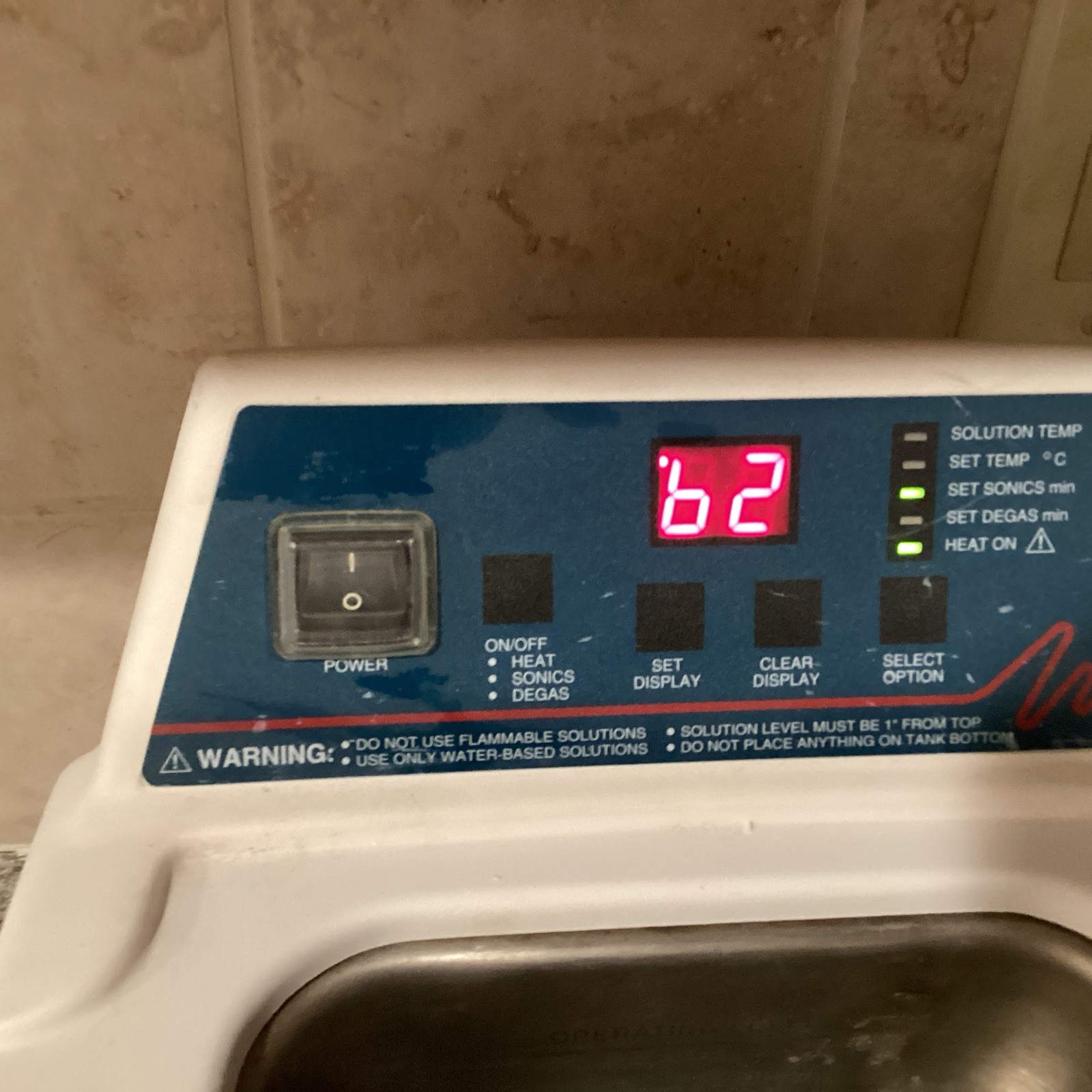Branson 1210R-DTH Heated Ultrasonic Cleaner Bransonic 1210