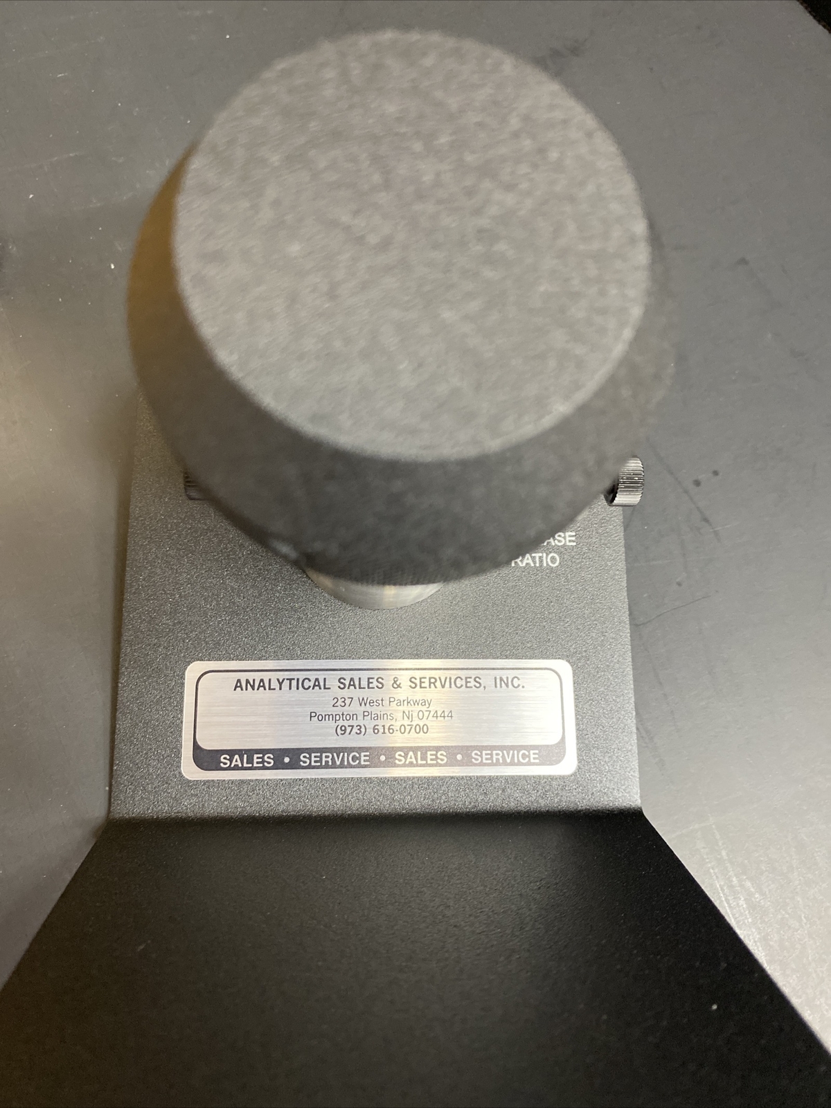 Analytical Sales Adjustable Flow Splitter with 06 Resistor Post Column