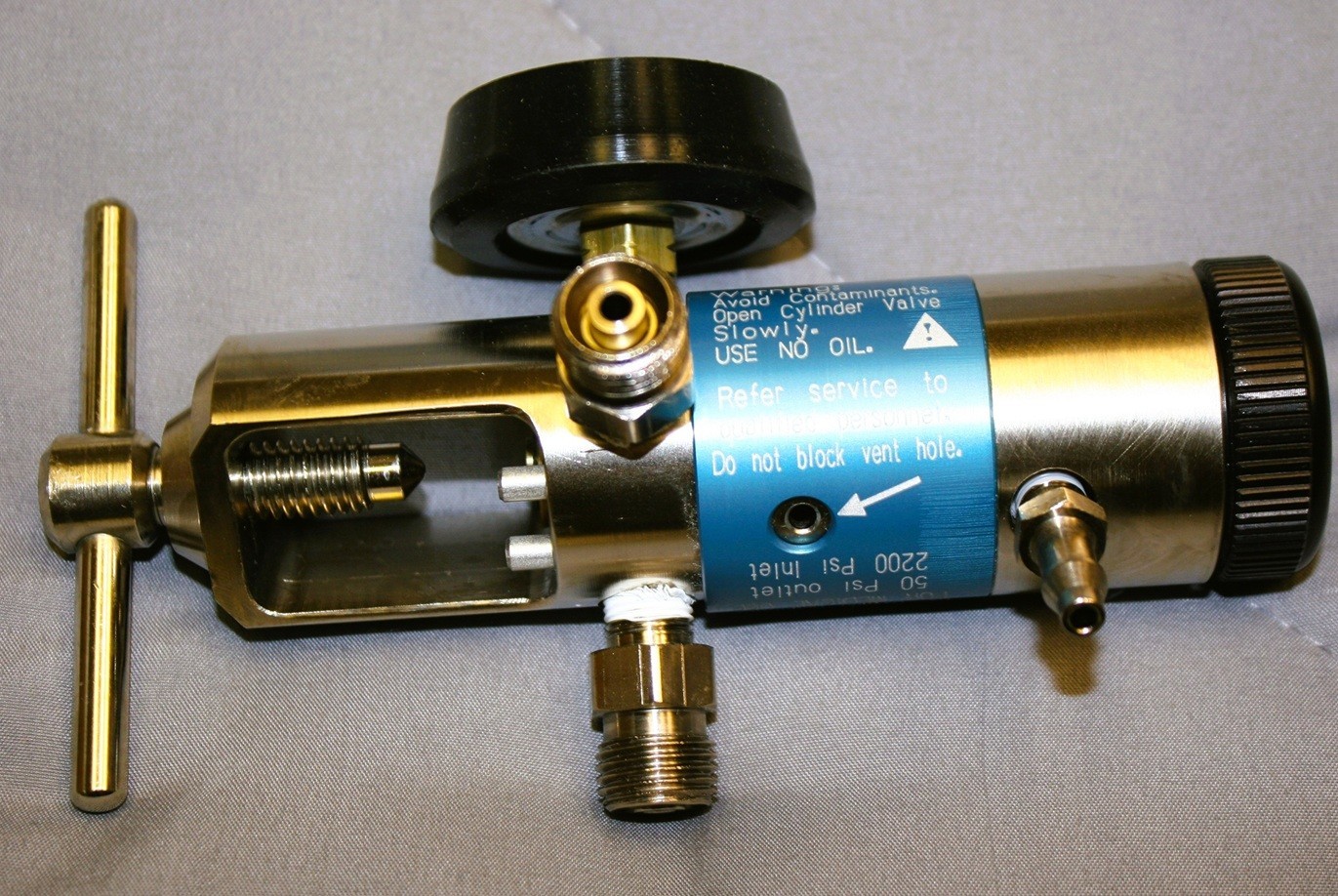 Allied Healthcare Products Oxygen regulator 32-29-2550-STL 0-25