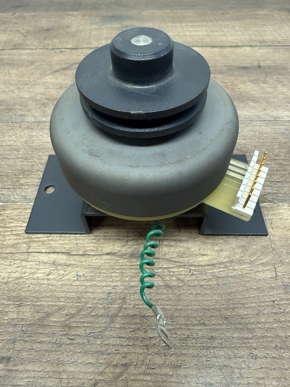 New Brunswick Scientific Innova 2100 Replacement Motor BOH-3551-3B-T