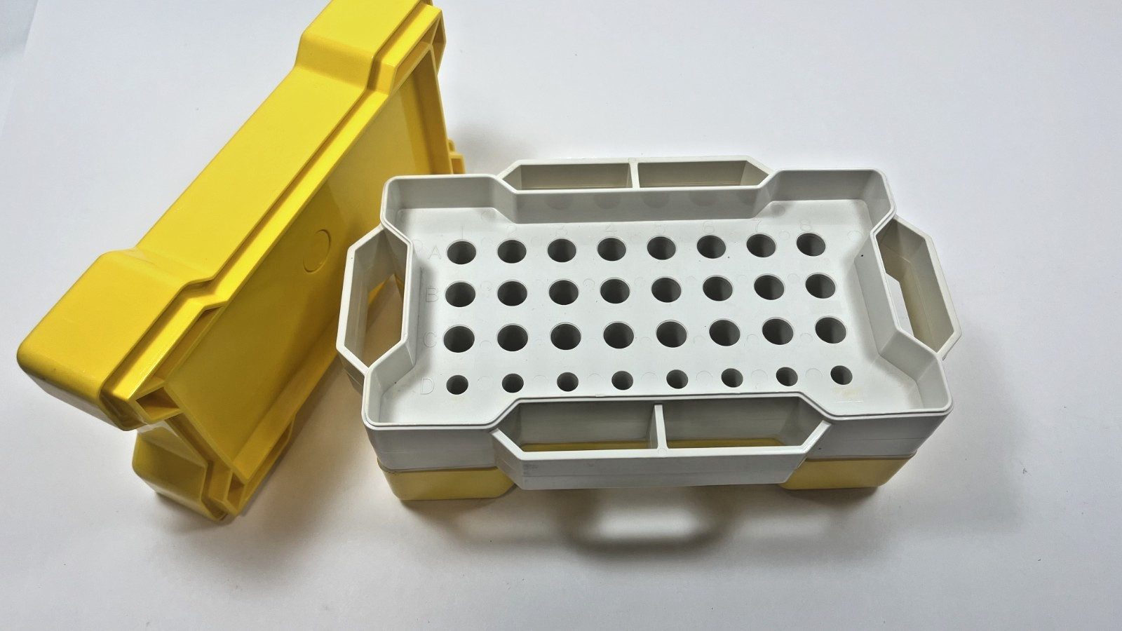 Stratagene STRATACOOLER 32 Well Cryovial Microcentrifuge Tube Cooler Box Used