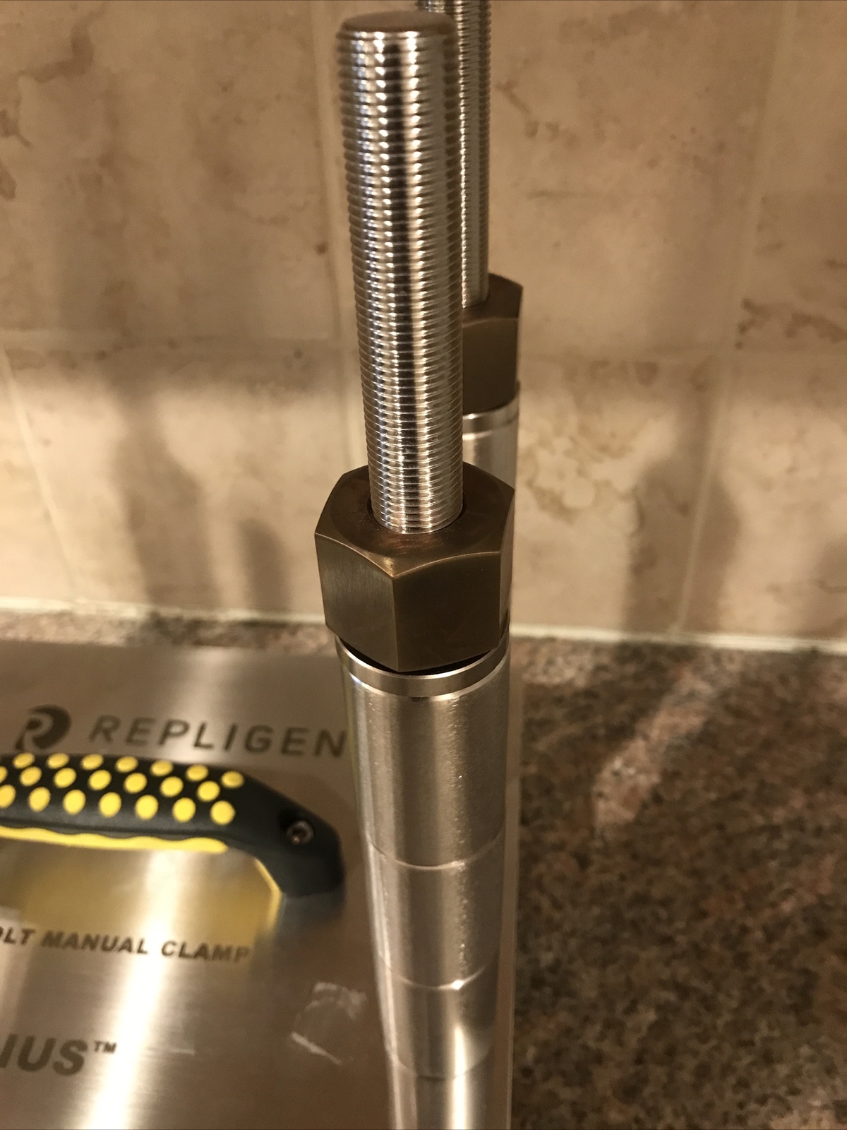 Repligen Sius 4 Bolt Manual Clamp