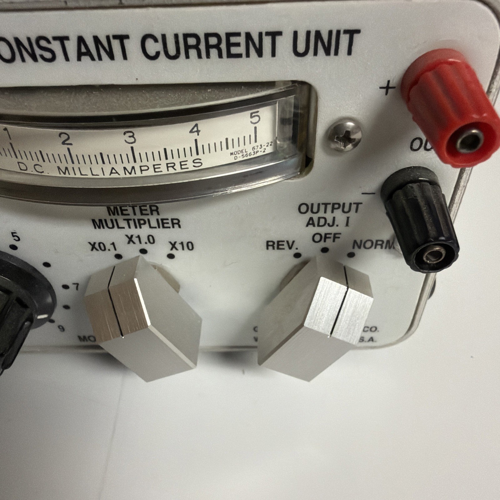 Grass Medical Instruments Constant Current Unit Model CCU-1 A Current Limiter