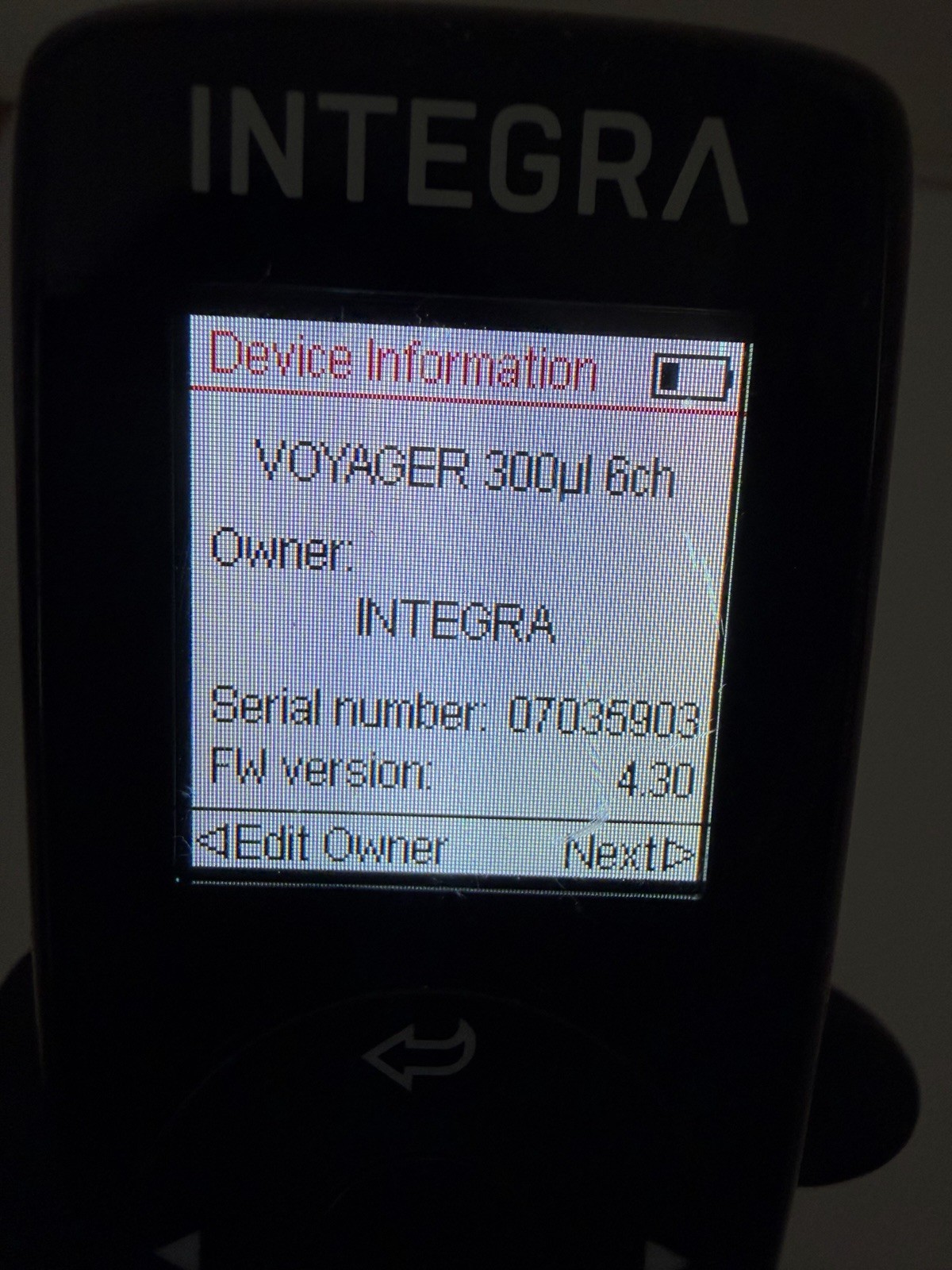 Integra Voyager (adjustable) 300uL 6-channel electronic pipette