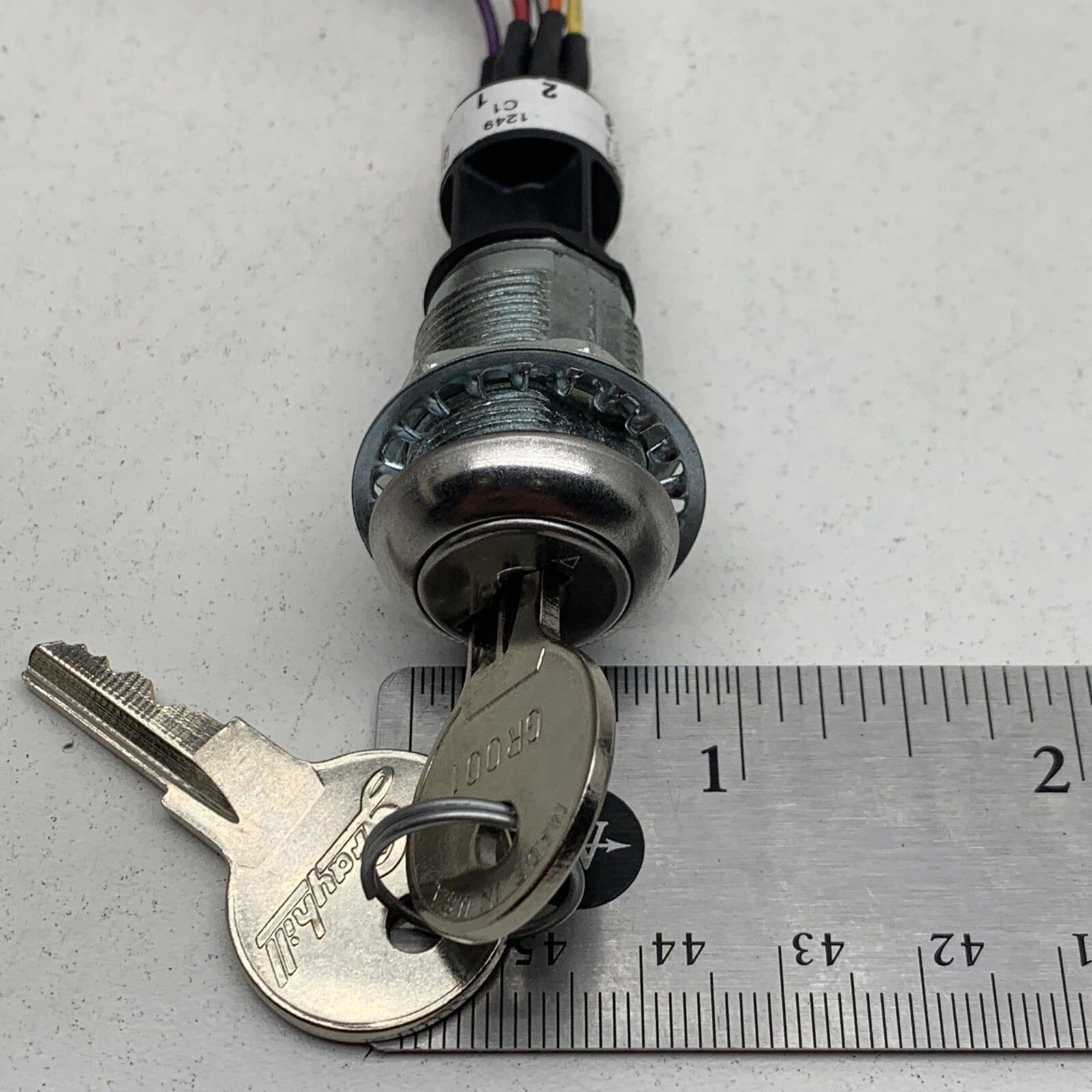 Grayhill 58YY500047 Key Switch 3-Position Double Pole 115/220V